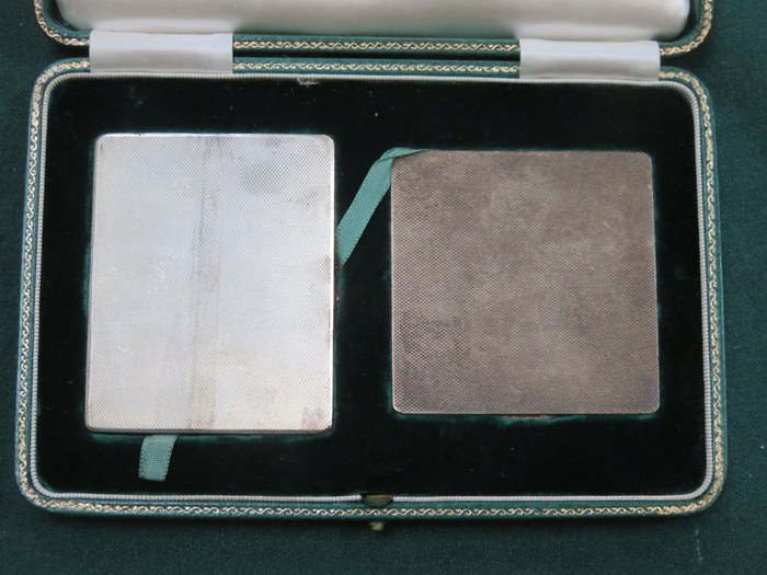 CASED HALLMARKED SILVER MACHINE TURNED COMPACT AND STORAGE BOX SET