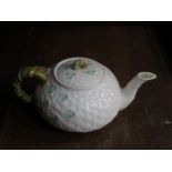 BELLEEK TEAPOT WITH CLOVERLEAF DECORATION