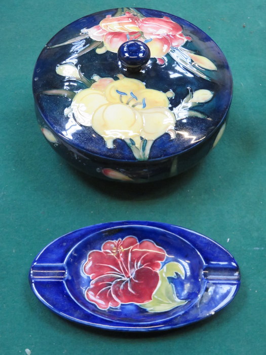 MOORCROFT POT POURRI POT WITH COVER (AT FAULT) AND ASHTRAY