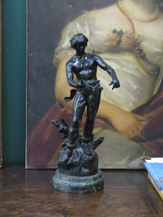 FRENCH BRONZE FIGURE ON MARBLE BASE 'FAUCHEUR',