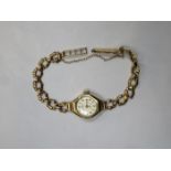 9ct GOLD LADIES WRISTWATCH