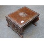 SMALL CARVED ANTIQUE OAK JOYNT STOOL