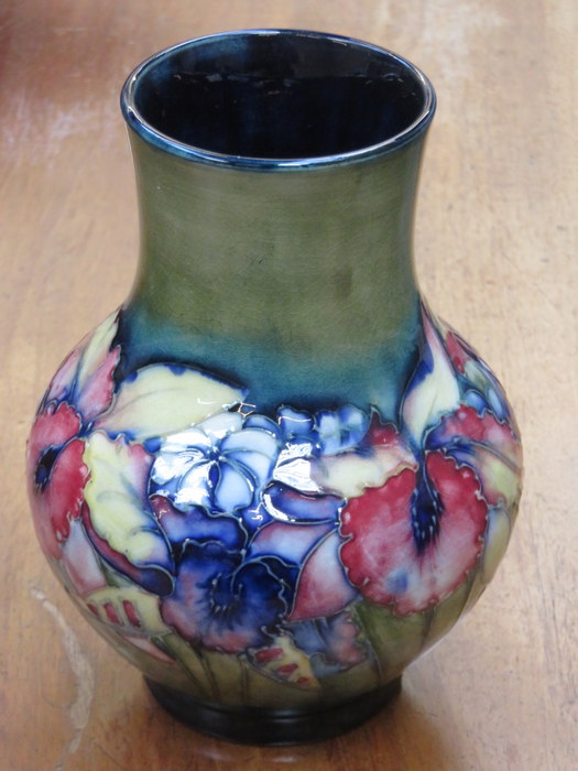 MOORCROFT 1930s HANDPAINTED AND TUBE LINED "IRIS" PATTERN CERAMIC VASE, SIGNED W MOORCROFT TO BASE,