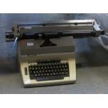 ALDER VINTAGE TYPEWRITER