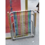 FOLDING DECK CHAIR