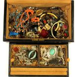 A jewellery box and contents.