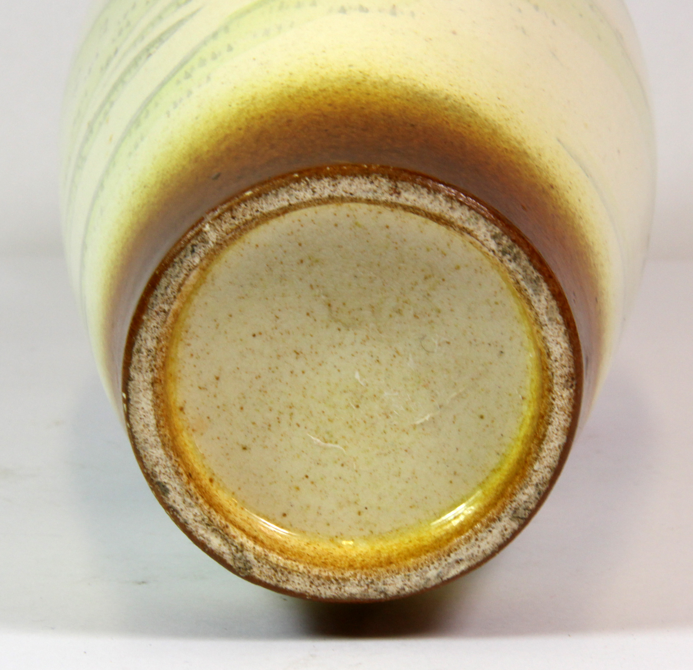 A small early 20th century Japanese pottery Satsuma vase, H. 21cm. - Image 3 of 3