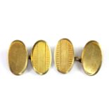 A pair of 9ct gold cufflinks (approx. 6.8gr).