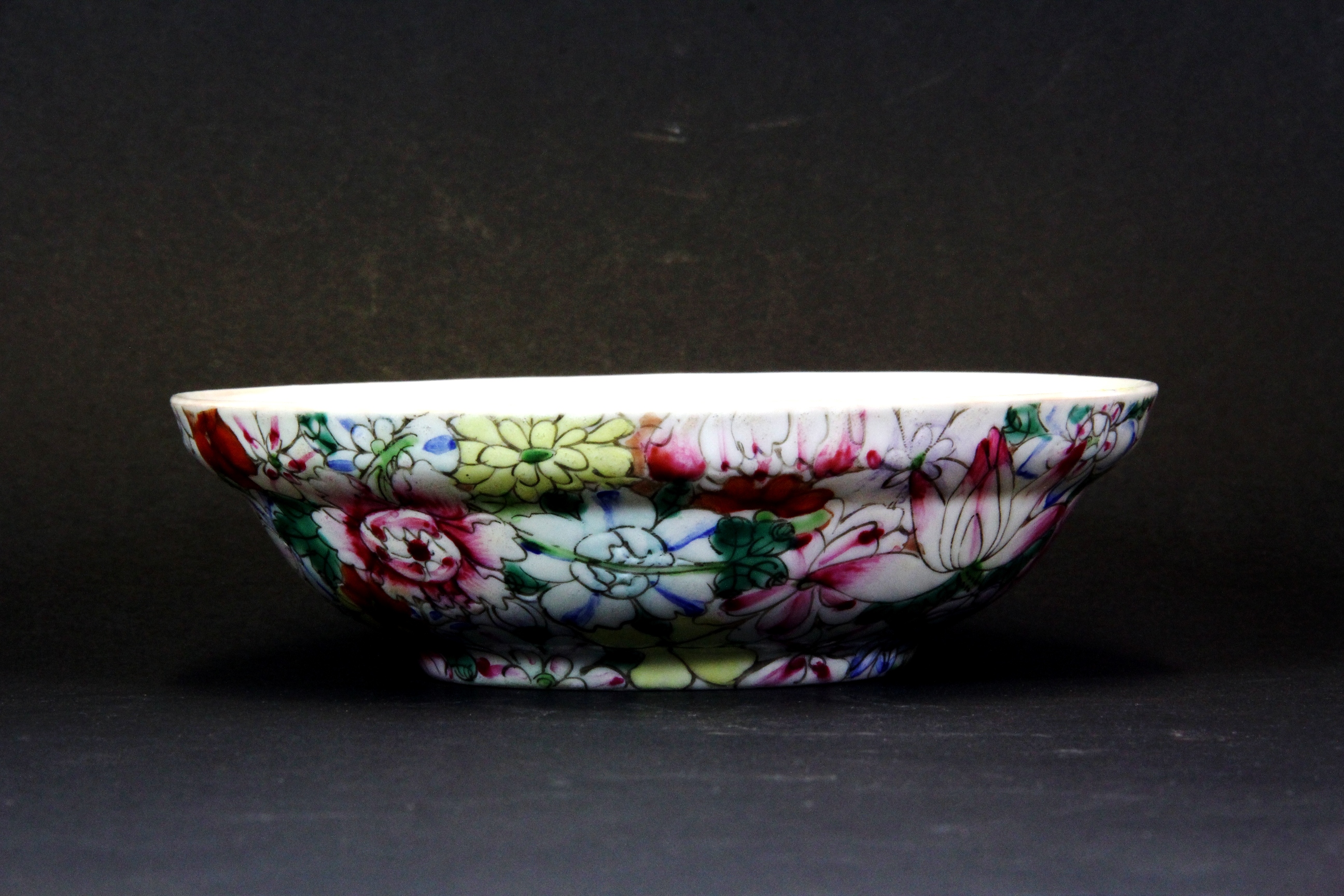 A fine 19th century Chinese porcelain bowl, hand enamelled with a thousand flowers decoration,