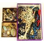 A box of costume jewellery.