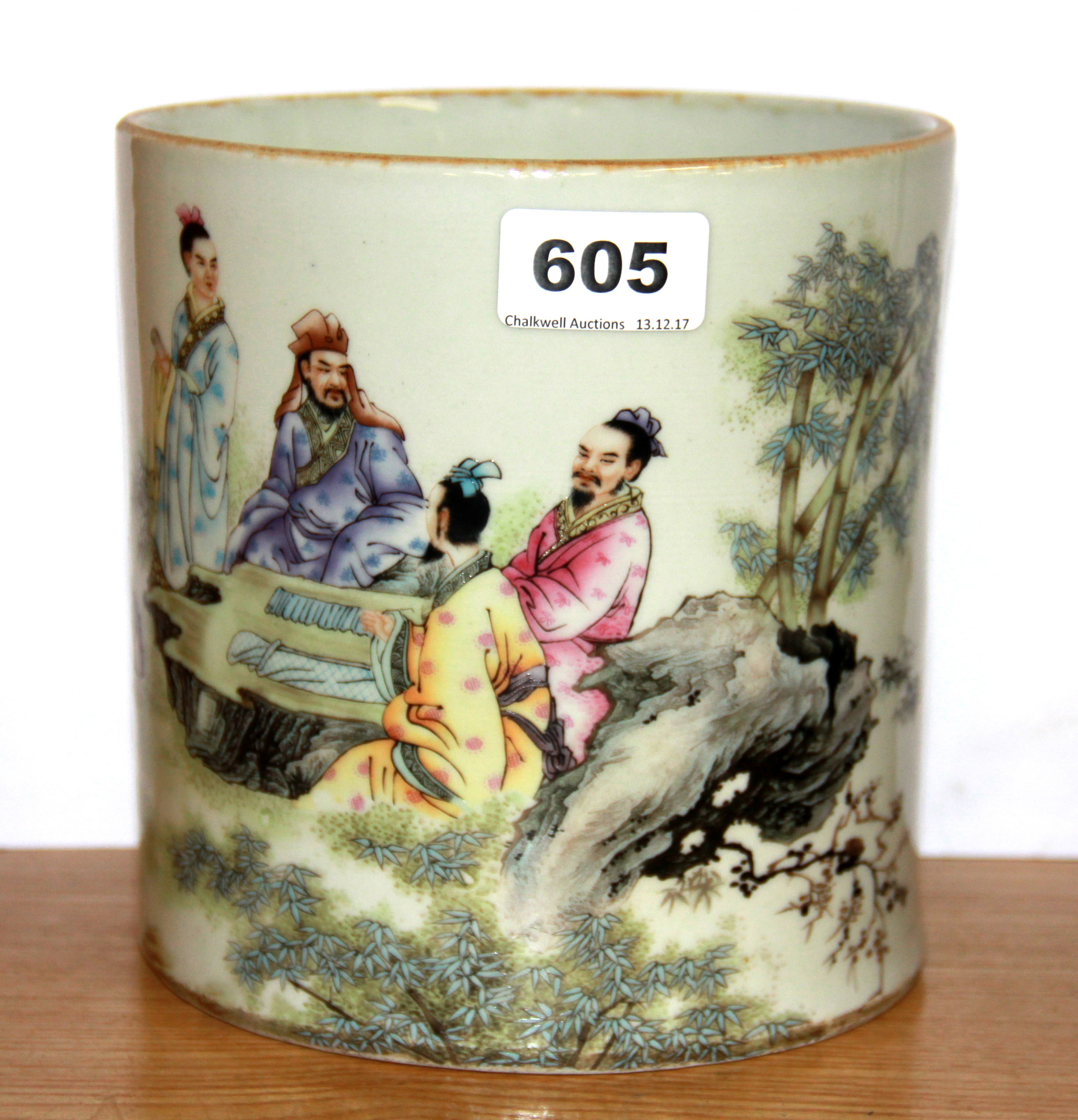 A Chinese mid 20th century famille rose decorated porcelain brush pot, H. 17cm.