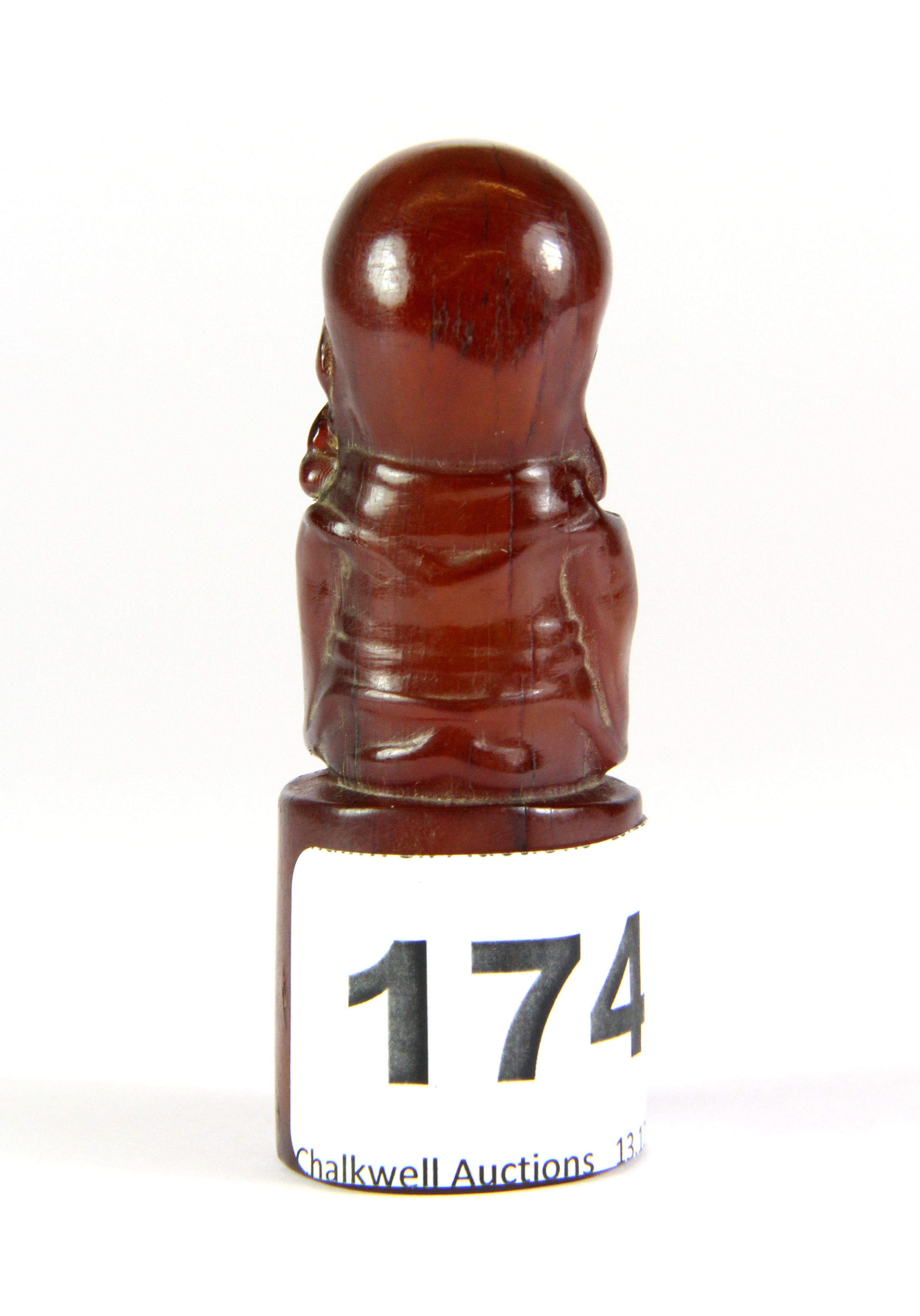 A carved Chinese horn seal, H. 6.5cm. - Image 3 of 5