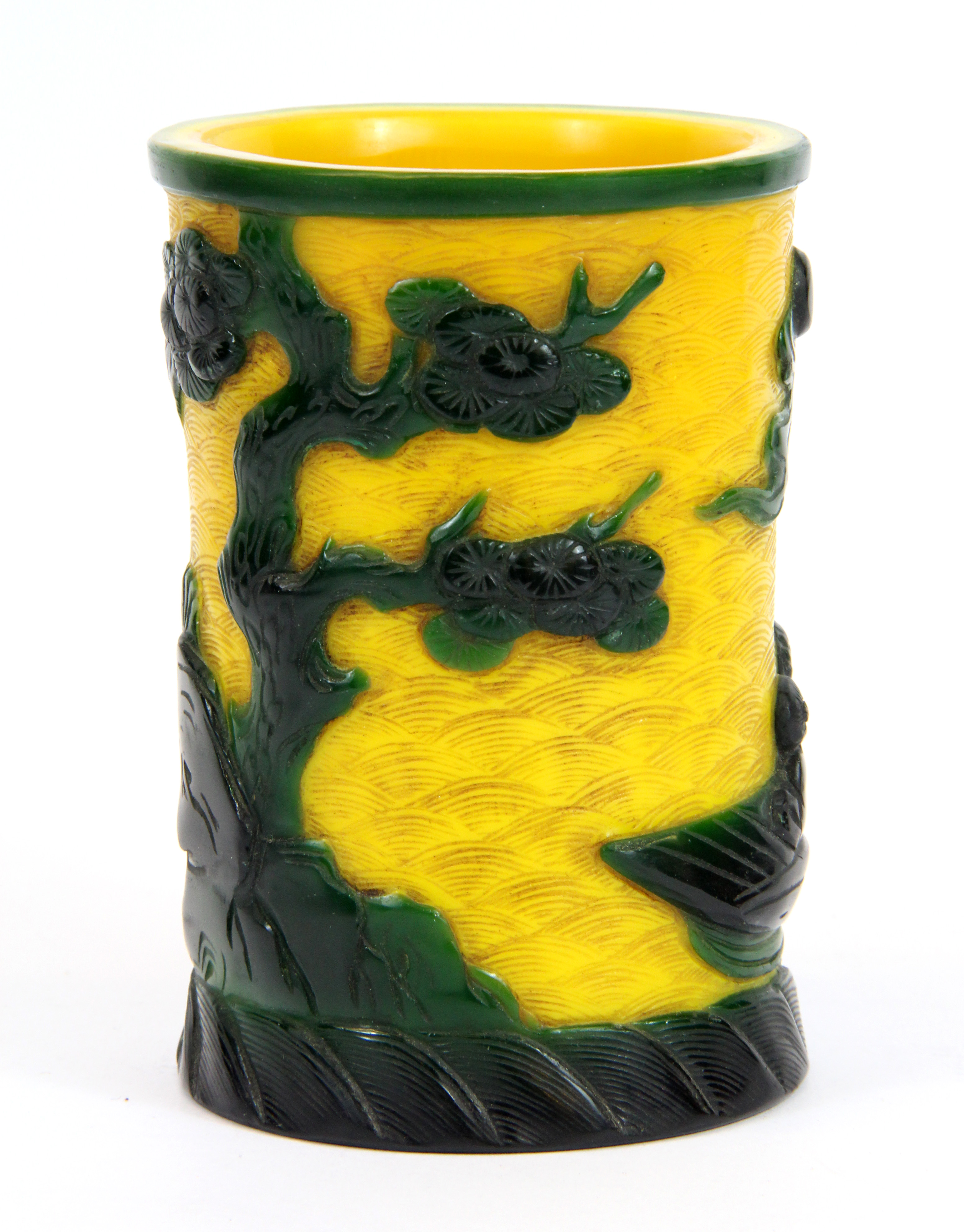 A 19th / early 20th century Chinese two colour Peking glass brush pot in Imperial yellow and - Image 2 of 4