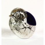 A silver plated bird shaped pin cushion, H. 4.5cm.