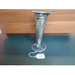 A late Victorian silver spill vase, having pierced rim and foot, London hallmarks 1898 (AF).