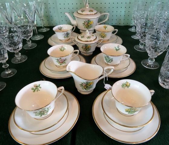 A late 20th century Royal Worcester tea service,