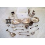 A mixed lot of silver and white metal, to include: pin dishes, cruets, flatware and other items.