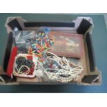A large quantity of costume jewellery, to include: bracelets, necklaces and other items.