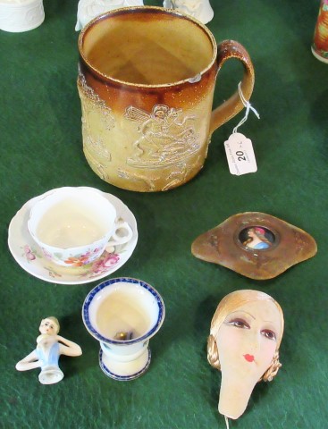 A mixed lot to include a 19th century stoneware salt glaze tankard,