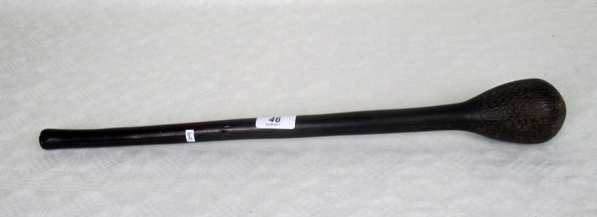 A hardwood tribal knobkerrie, 50cm.