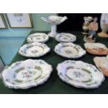 A Copeland & Garrett late Spode dessert service, comprising: comport,