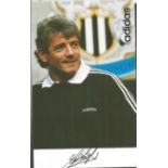 Kevin Keegan signed colour 6 x 4 inch photo. Good condition.