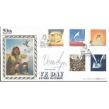 Dame Vera Lynn signed Benham official 1995 Peace and Freedom VE Day Victory in Europe BLCS105 FDC.