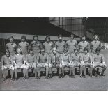 Larry Lloyd 1970s, B/W 12 X 8 Photo Depicting A Liverpool Squad Photo At Anfield, Circa Early 1970s,