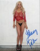 Lindsey Pelas signed 10 x 8 colour photo. Born 19 May 1991 is an American model, present on