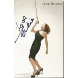 Elkie Brooks signed 8x5 colour photo. English singer, a vocalist with the bands Dada and Vinegar