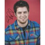 Lee Dewyze signed colour 10x8 photo. American singer-songwriter. Winner of the 9th series of