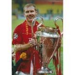 Paul Scholes signed 12x8 colour football photo with UEFA Champions league trophy 2008. Good