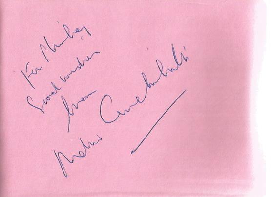 Autograph Album. Contains signatures of 20 Stars of 1980s. Includes Sir John Gielgud, Simon - Image 4 of 5