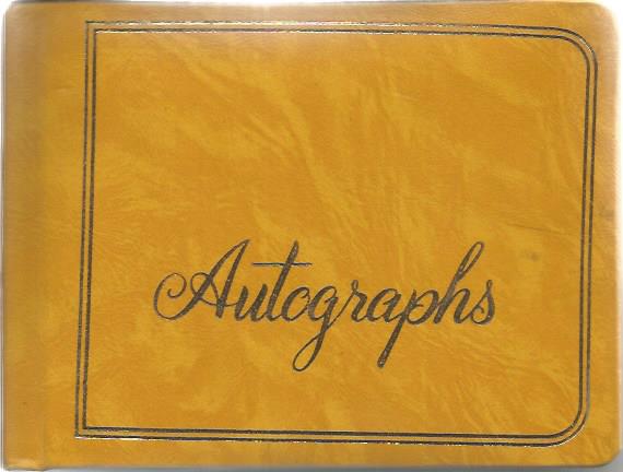 Autograph Album. Contains signatures of 20 Stars of 1980s. Includes Sir John Gielgud, Simon - Image 5 of 5