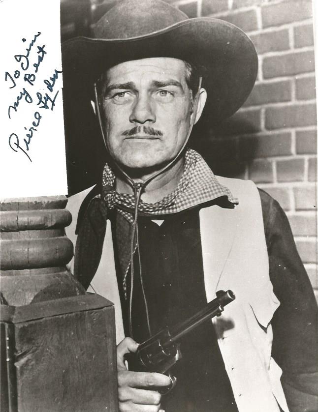 Pierce Lyden signed 8x6 b/w Cowboy photo. January 8, 1908, October 10, 1998 was an American actor