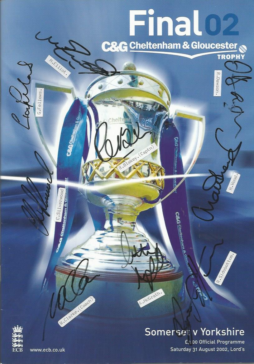 Yorkshire v Somerset 2002 Trophy final programme signed to the front by 8 of the team, Elliott,