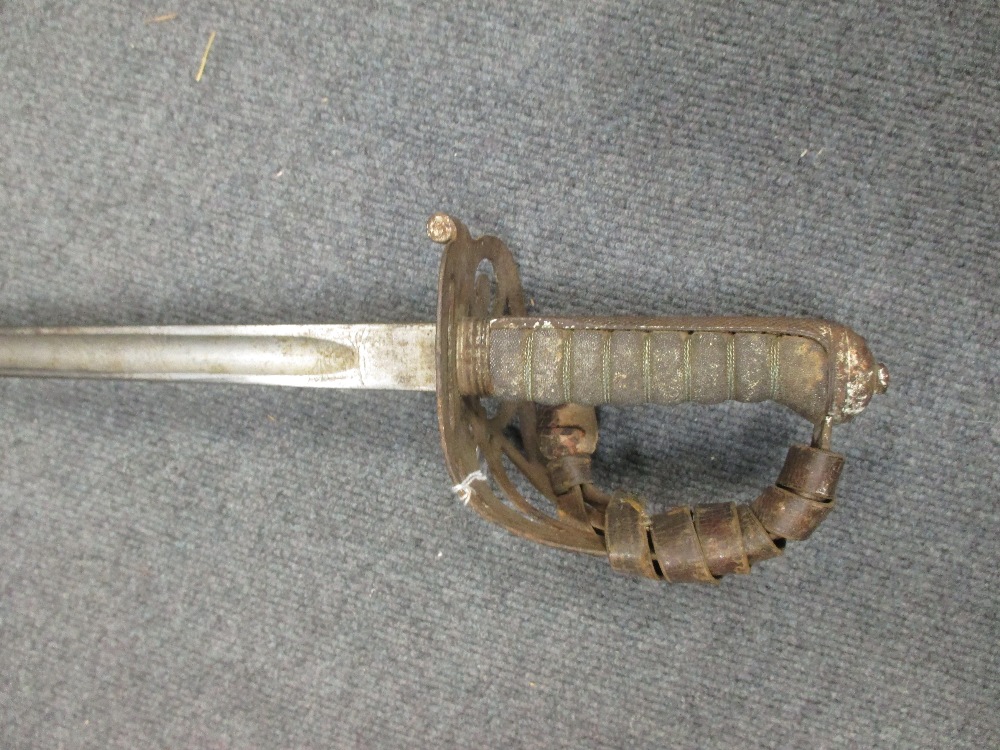 A British George V Indian Levee Officer's Sword, with blade etched 'Ceylon Planters Rifle Corps' - Bild 2 aus 2