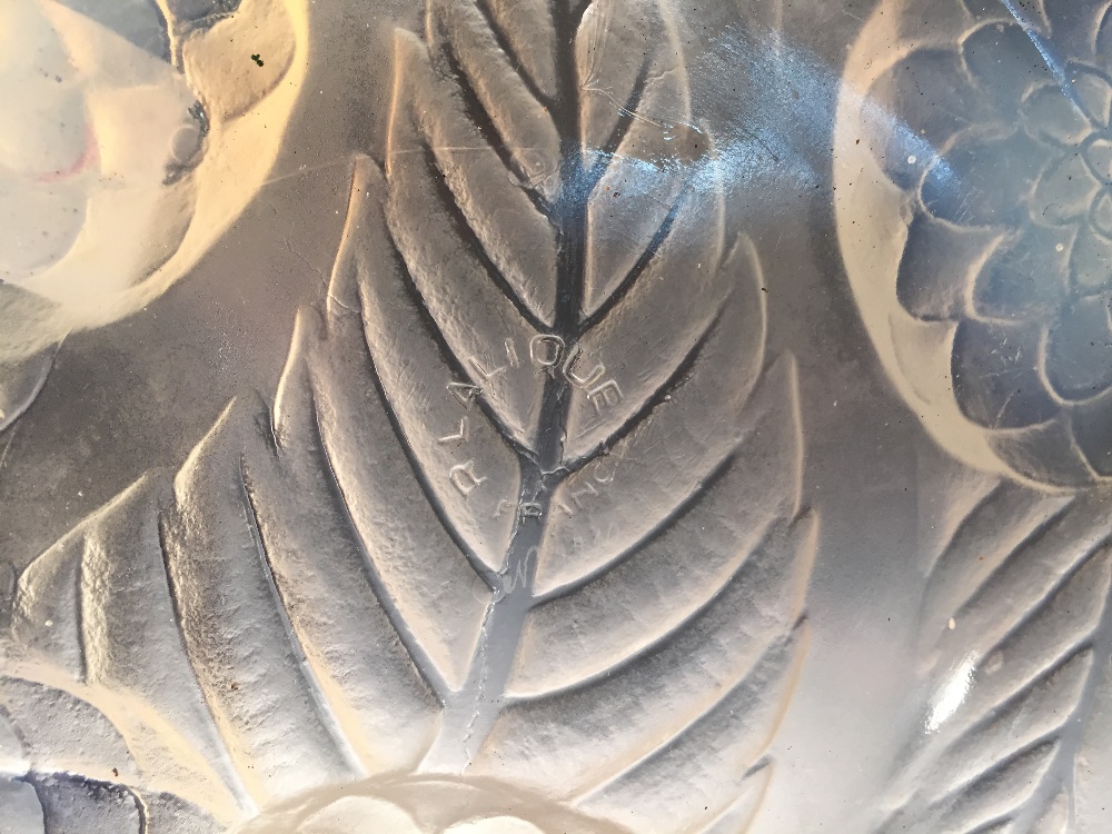 A René Lalique Dahlia pattern opalescent glass bowl, No. 3210, of circular form, moulded mark and - Image 3 of 3