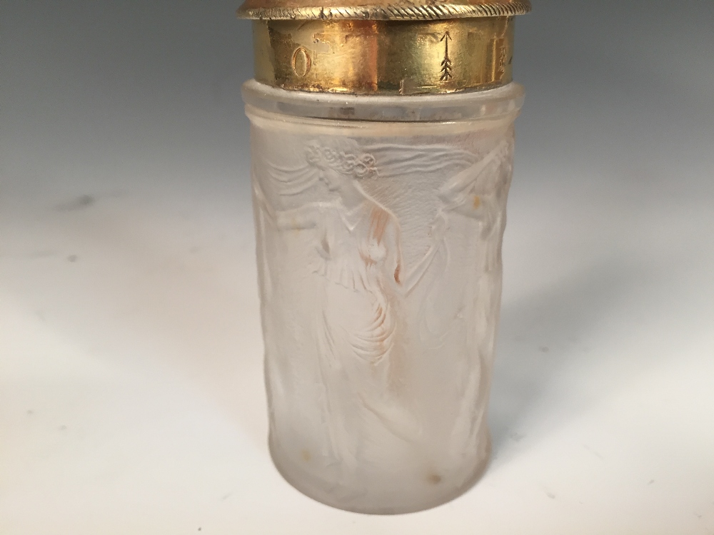 A René Lalique Figurines et Guirlandes pattern frosted glass atomiser, with gilt metal mounts, - Image 6 of 8