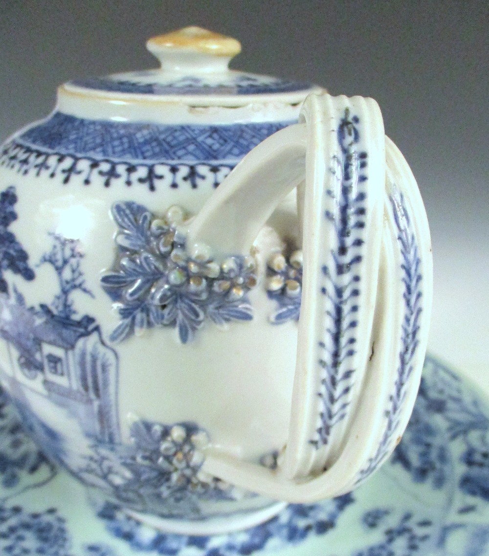 A late 18th century Chinese blue and white tea pot together with a later plate, the tea pot - Image 2 of 11