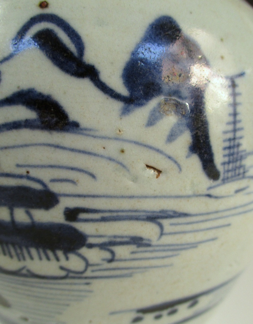 Two 19th century blue and white jars, each painted with island scenes below glaze free rims, 18cm (7 - Image 11 of 12