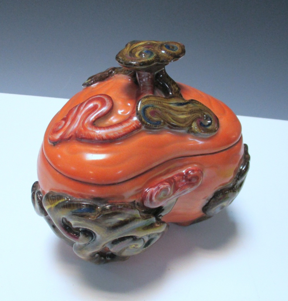 A lingzhih shaped box and cover, gilt seal mark of Qianlong, the coral red ruyi shape moulded with - Image 2 of 6