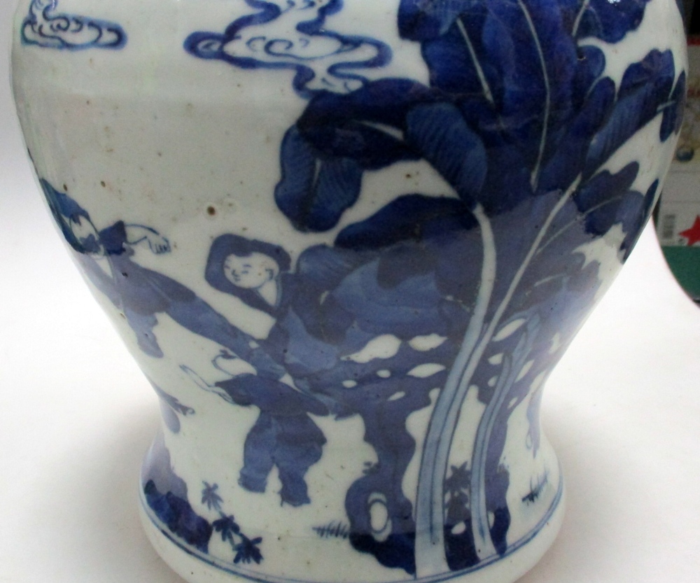A Transitional style blue and white jar and cover, the baluster shape painted with mothers - Image 4 of 8