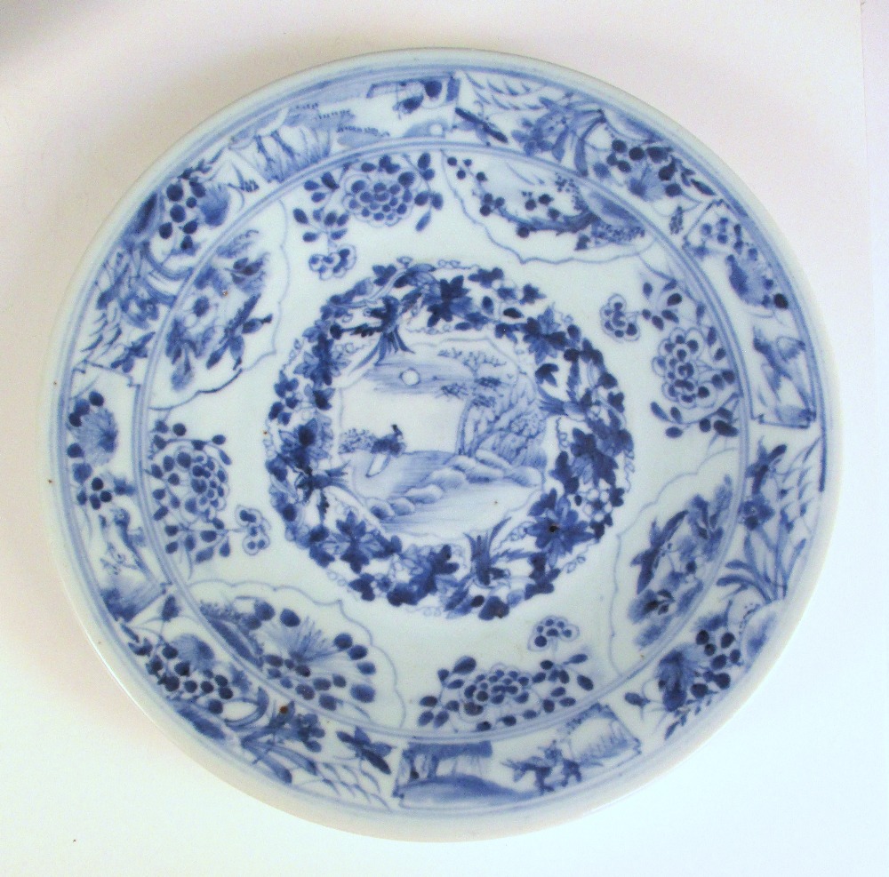 A late 18th century Chinese blue and white tea pot together with a later plate, the tea pot - Image 10 of 11