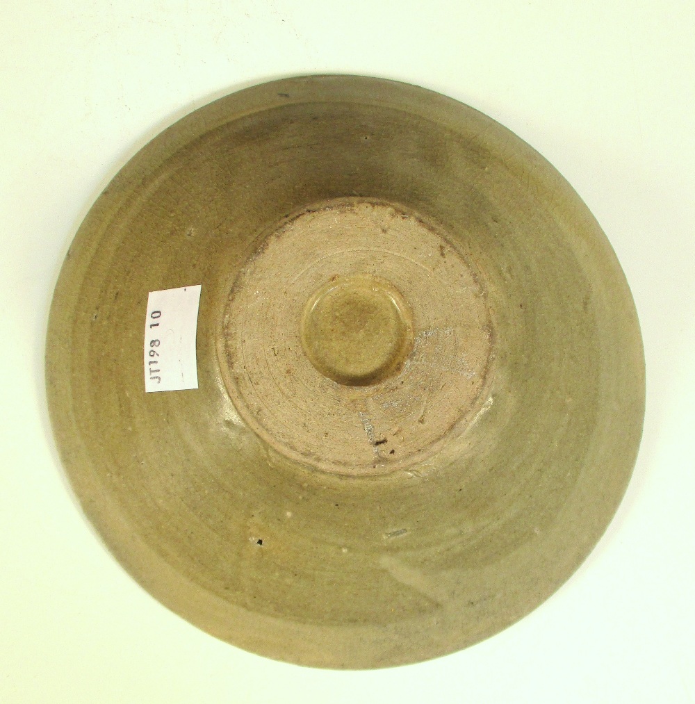 A Song celadon rounded conical bowl, the finely crackled grey green glaze overall, 15cm (6 in) - Image 5 of 5