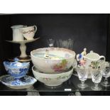 A quantity of ceramics to include a Worcester blue and white dish, a pottery painted blue and