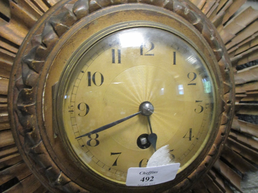 A Starburst wall clock, gilt wood surround and Japy Freres 20th century drum movement, 42cm diameter - Bild 2 aus 2