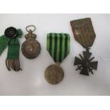 A croix de guerre and two other French medals (3)