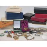 A quantity of gold, silver and gemset jewellery including two pairs of modern 9ct earrings, a