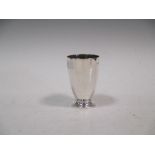 A plain silver tapered beaker by Mappin & Webb, Sheffield, 1926, 5.7oz